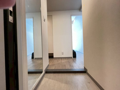 【玄関】 | 中条プレイス