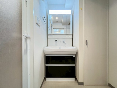 【洗面所】 | 中条プレイス