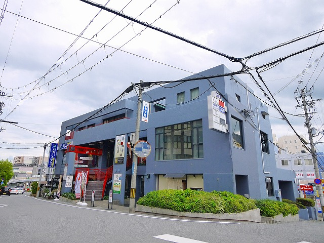 イヴビルの外観