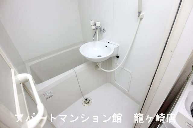 レオパレスヴェルドミールの浴室