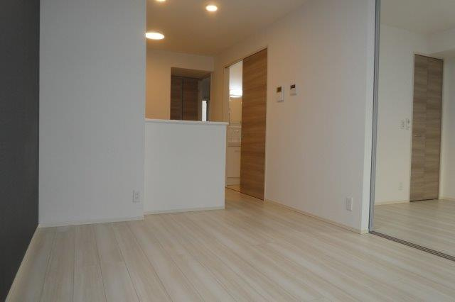 プリムヴェール大内Dの居間・リビング