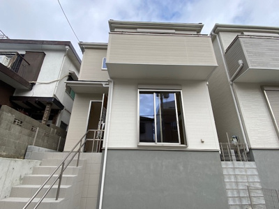 【外観】 | 神戸市長田区高取山町2丁目　新築戸建1号棟　仲介手数料無料！ | 外観もきれいです