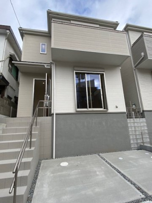 【外観】 | 神戸市長田区高取山町2丁目　新築戸建1号棟　仲介手数料無料！ | 落ち着いた雰囲気の外観です