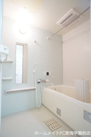 熊本市北区楠４丁目のアパートの浴室
