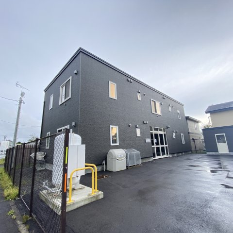 八丁平社員寮の外観