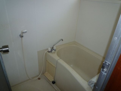 【浴室】 | イッツ・ア陶栄 | ※同建物同型別のお部屋