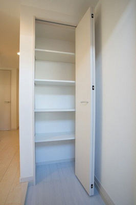 【玄関】 | ホワイトプラム井尻 | 別号室の写真になります。現況優先。