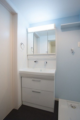 【独立洗面台】 | ホワイトプラム井尻 | 別号室の写真になります。現況優先。