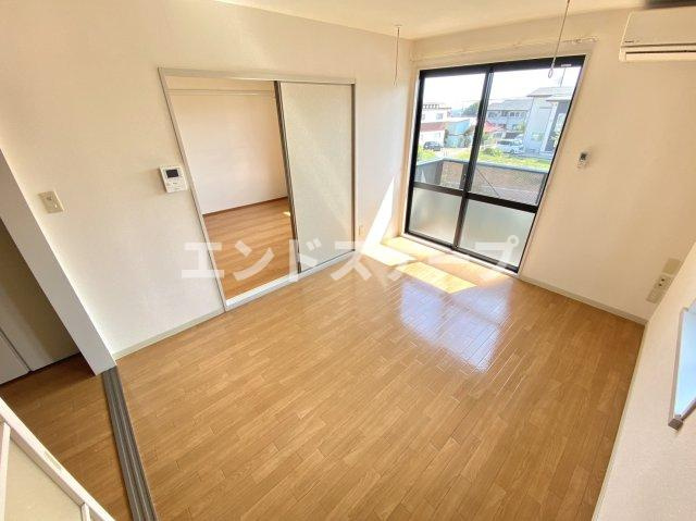 チェリーハイツ　Aの居間・リビング|高崎、前橋エリアのお部屋探しはエンドスケープまで！お客様の理想お聞かせ下さい♪