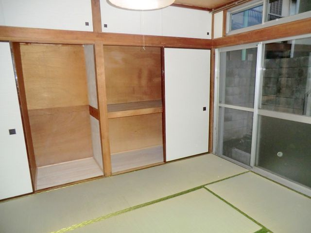 テラスハウス山王の和室