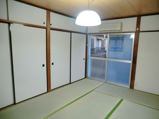 テラスハウス山王の和室