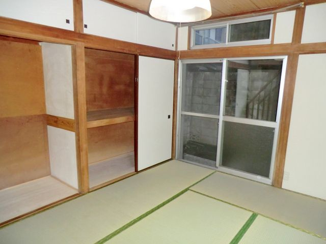 テラスハウス山王の和室