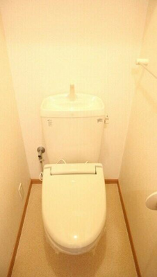 【トイレ】 | ピーノ・レジーナⅣ | ※同物件、同タイプ、間取り反転のお部屋です