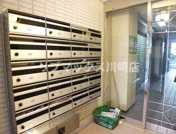 【エントランス】インベスト川崎 