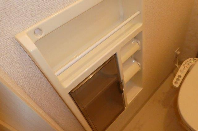ルボアール２１Ｂのトイレ|トイレ棚