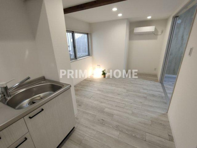 【居間・リビング】 | アルジェネーロ三ッ沢 | 居間です