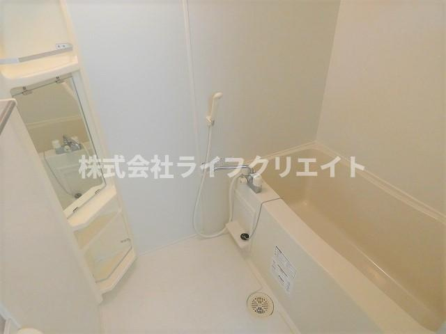 クレセントコートKayの浴室