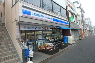ローソン・スリーエフ 六浦駅前店まで850m