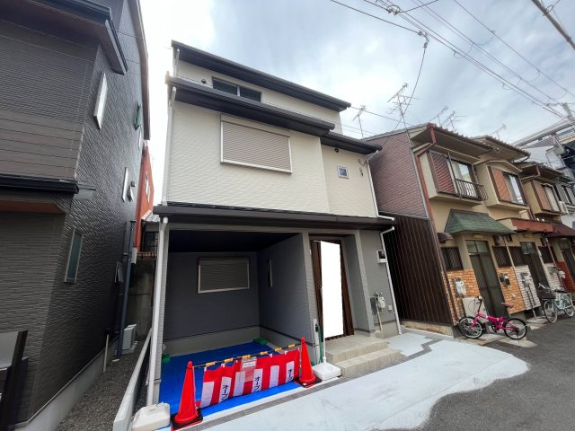 完成物件につき即入居可能♪収納充実３階建て３ＬＤＫ♪駐車１台ＯＫ♪上京区東西俵屋町の外観|外観