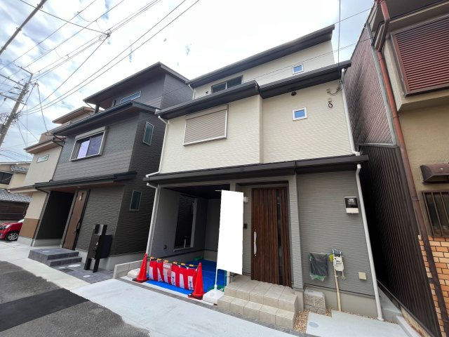 完成物件につき即入居可能♪収納充実３階建て３ＬＤＫ♪駐車１台ＯＫ♪上京区東西俵屋町の外観|外観