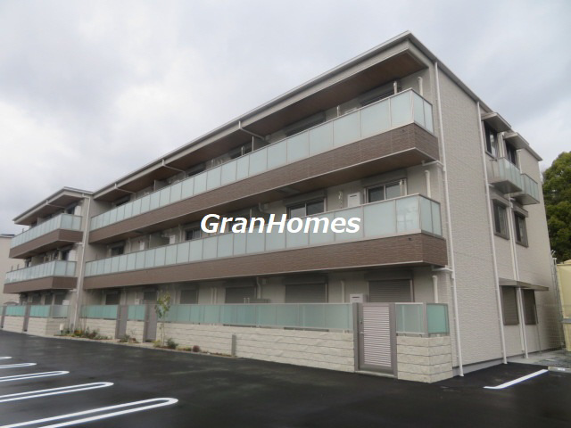 オカバ姫路青山シャーメゾン B棟