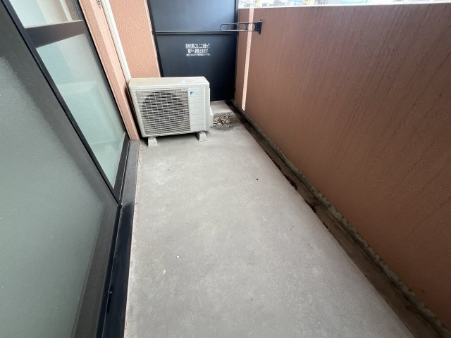 キャッスルコート西新町のバルコニー