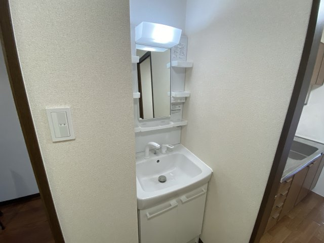 キャッスルコート御立唐立の洗面所