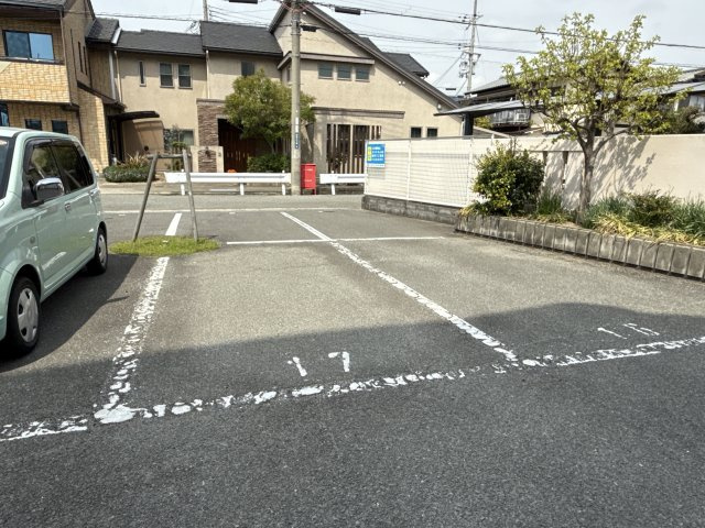 田寺グランドヒルズの駐車場