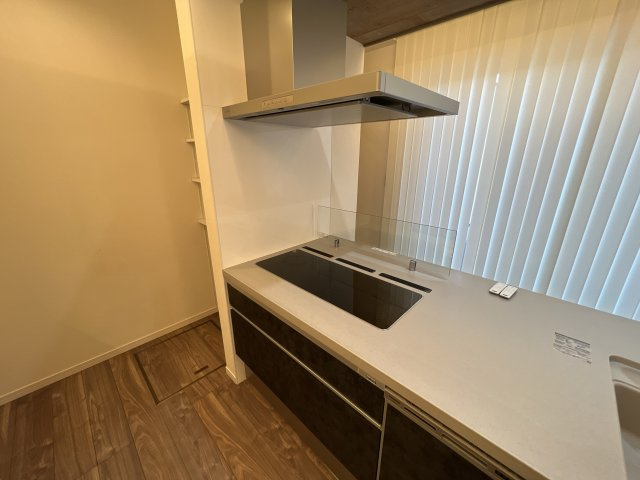 町坪戸建てのキッチン