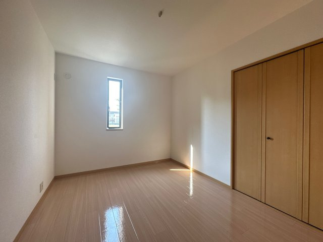 ルシエール細江の洋室