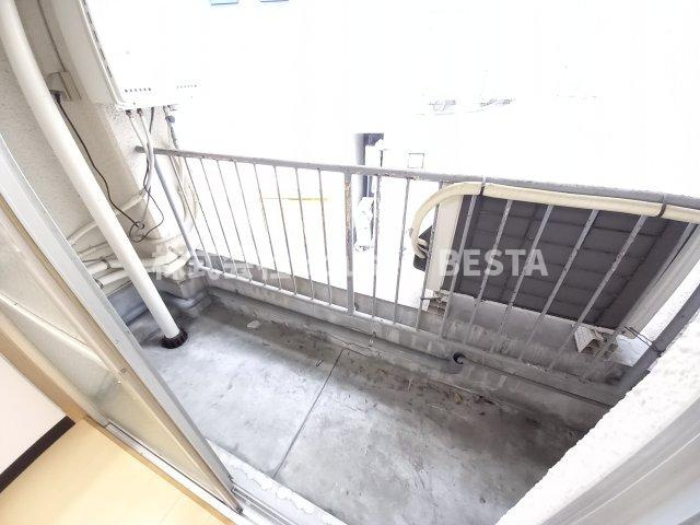 ツル元町のバルコニー