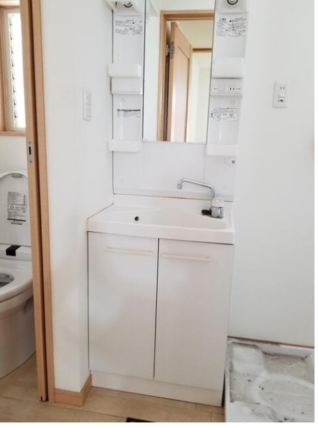 ハイツ西元町Ⅱの独立洗面台