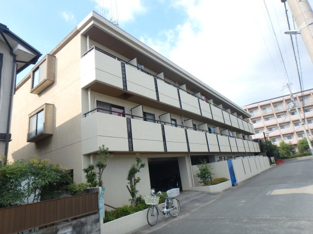 【外観】 | ドムール若山 | 落ち着いた雰囲気の外観です