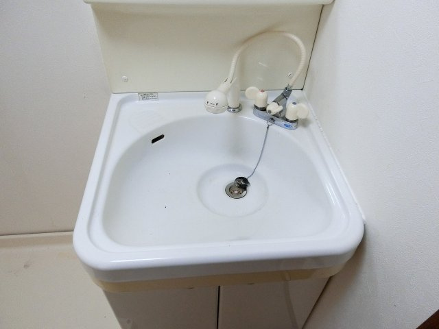 【独立洗面台】 | 【CP対象】今井ビル | 朝の身支度には欠かせない独立洗面化粧台