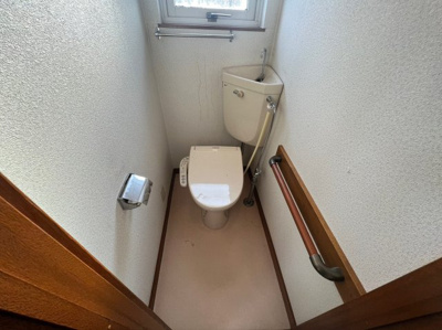 【トイレ】 | 【CP対象】エバメゾン北郷 | 清潔感のあるトイレです