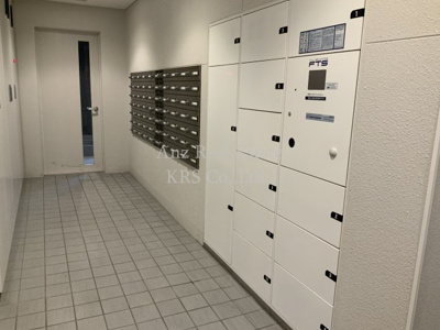 【その他共用部分】 | ドゥーエ立売堀 | 大切な荷物の受け取りに便利な宅配ボックス設置！