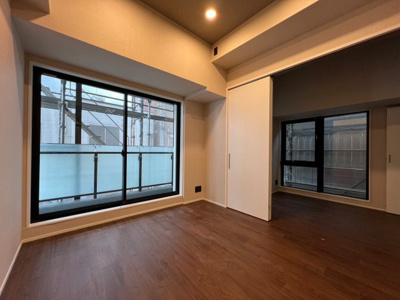 【居間・リビング】 | ブエナビスタ梅田イースト