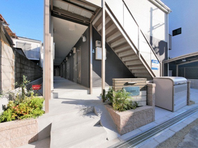 【エントランス】 | アムール　ＨＡＲＭＯＮＹＩ | エントランス