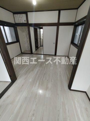 【居間・リビング】 | 東石切町２丁目貸家