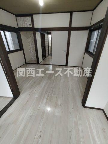 【居間・リビング】 | 東石切町２丁目貸家
