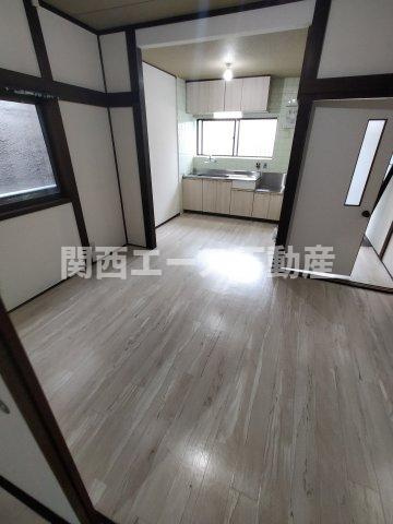  | 東石切町２丁目貸家
