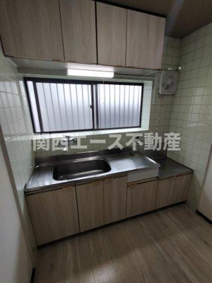  | 東石切町２丁目貸家