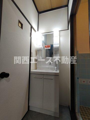  | 東石切町２丁目貸家