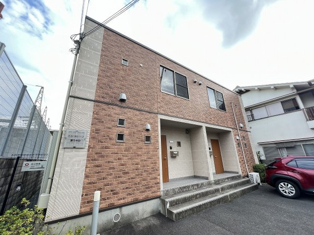 豊中市本町５丁目のタウンの外観