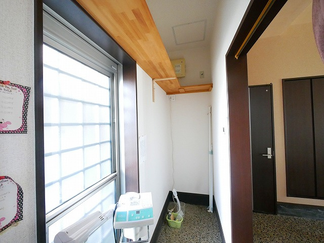 田中町店舗の内装