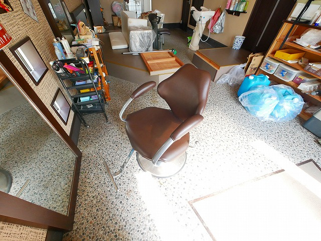 田中町店舗の居間・リビング