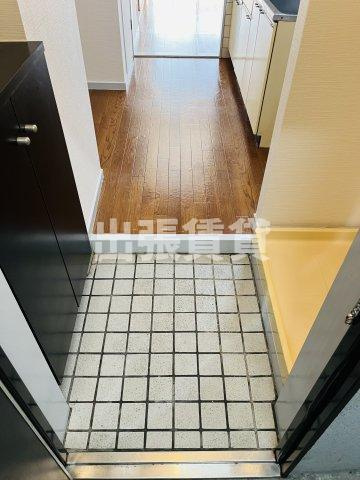 第2清水ビルの玄関