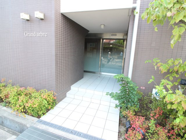 【エントランス】 | Grandarbre（グランドアーブル）