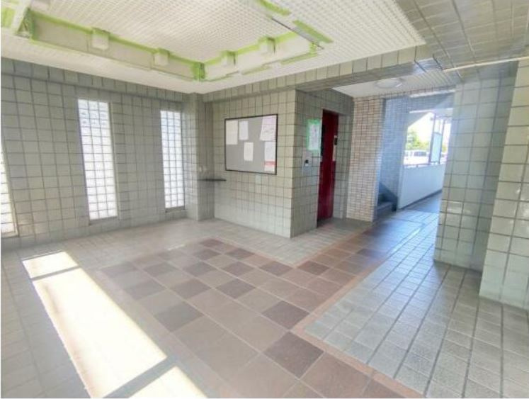 高崎市新町センチュリーのエントランス