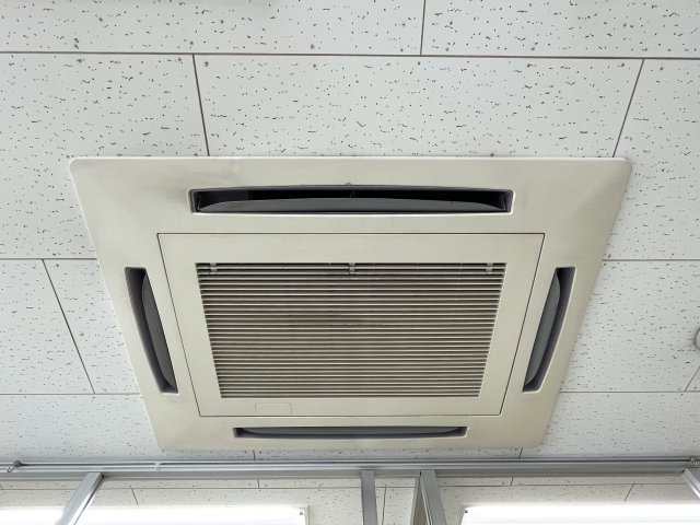 スズヤビルの設備